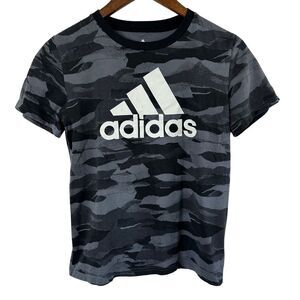 Adidas Gray Black Camouflage Short Sleeve Shirt with Logo Boys Size Youth Medium